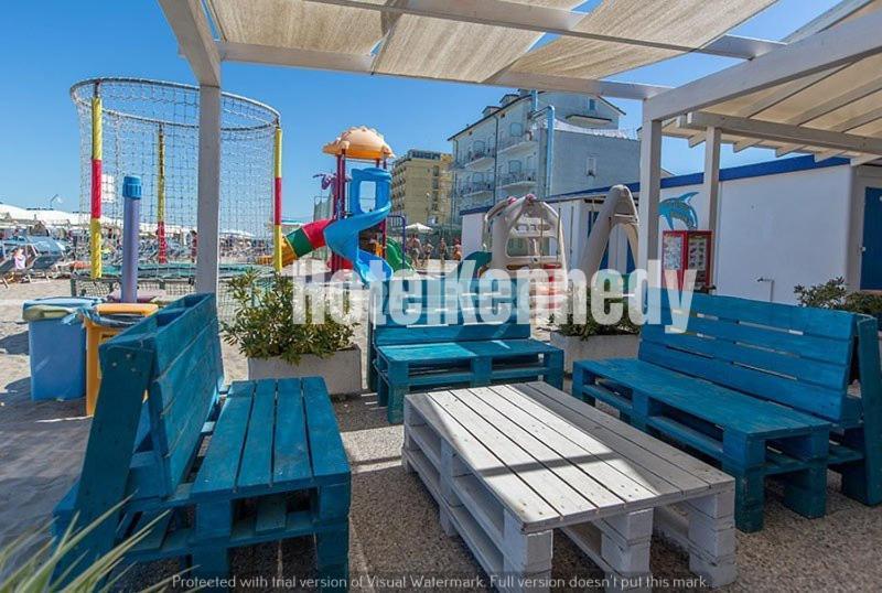 Hotel Kennedy Лідо-ді-Савіо Екстер'єр фото